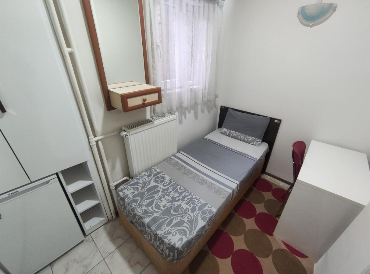 Hostelida Konya Bagian luar foto